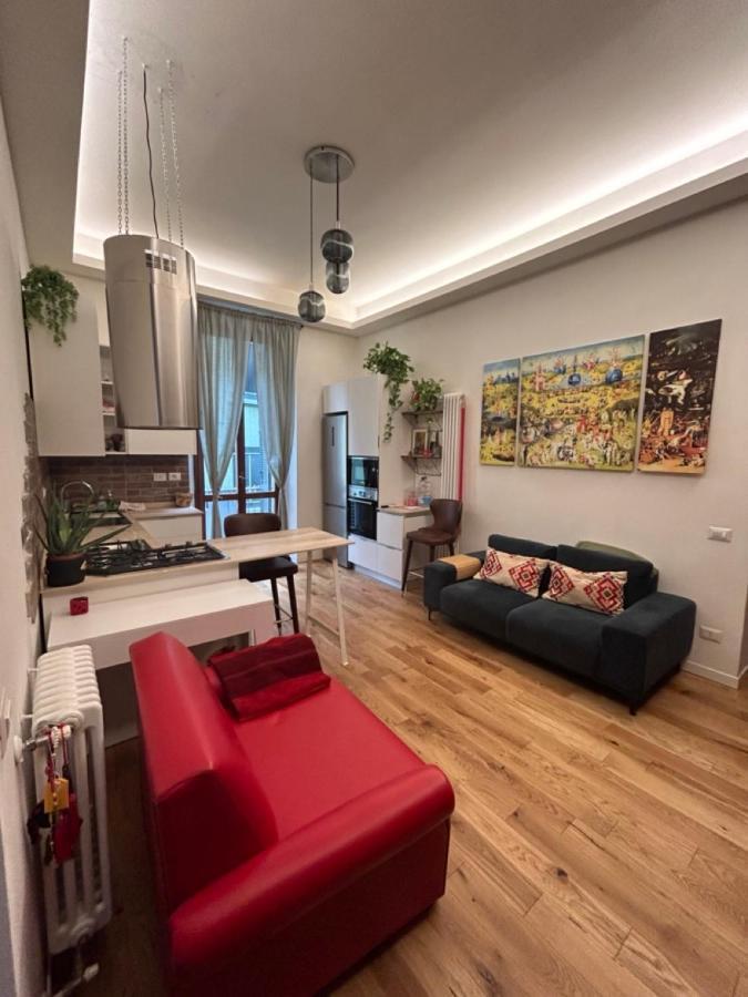 Gam Gam Isola Room Rent Milano Eksteriør bilde