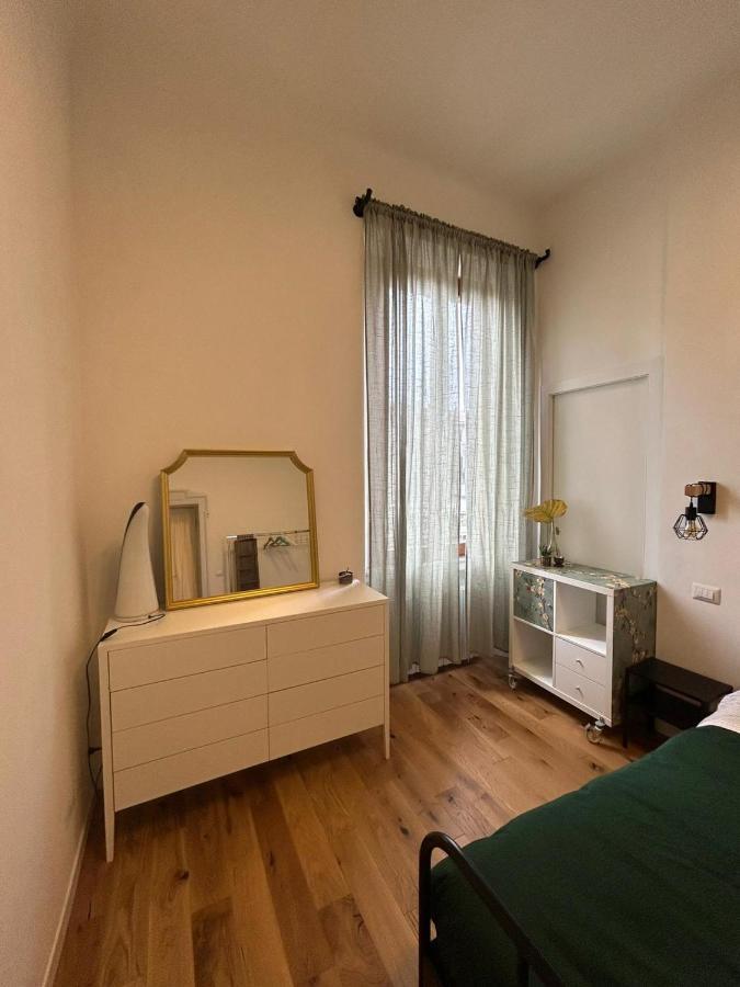 Gam Gam Isola Room Rent Milano Eksteriør bilde